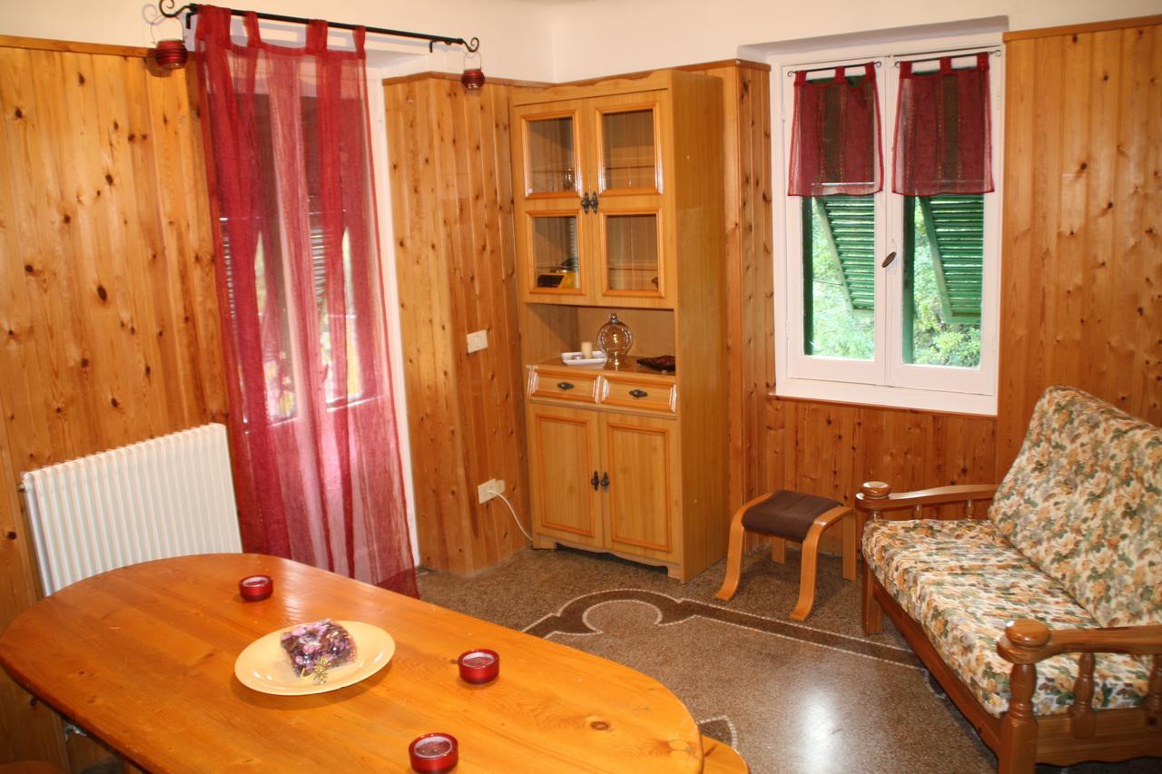 Fontana'S House Relax Guest House Valbravenna ภายนอก รูปภาพ