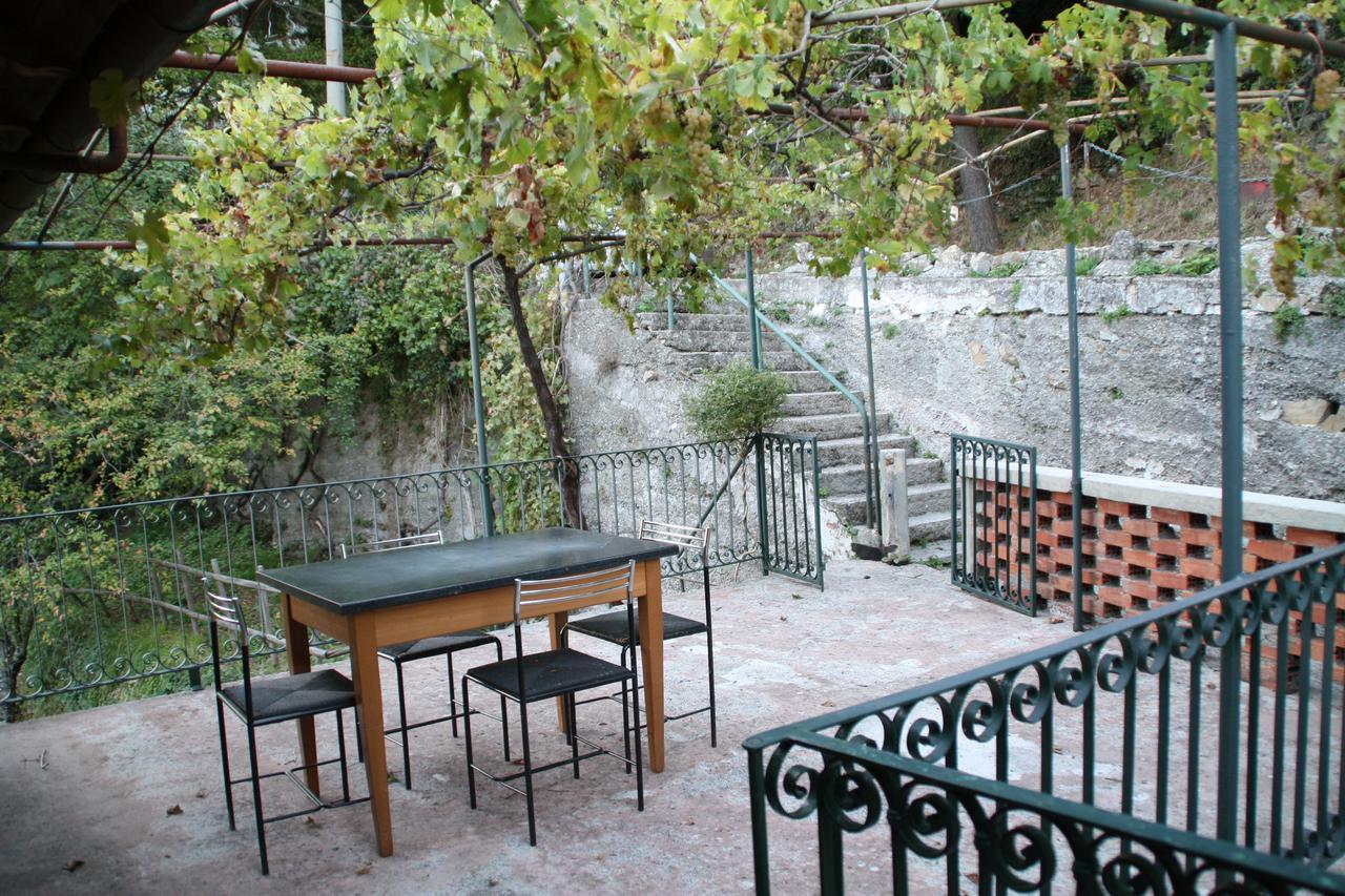 Fontana'S House Relax Guest House Valbravenna ภายนอก รูปภาพ
